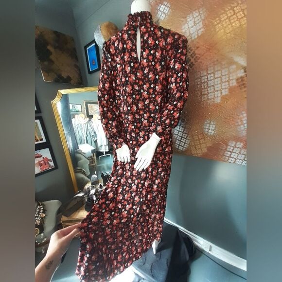 Zara Floral Black and Red Maxi Dress - Picture 2 of 16